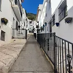 Apartment Almafuerte *