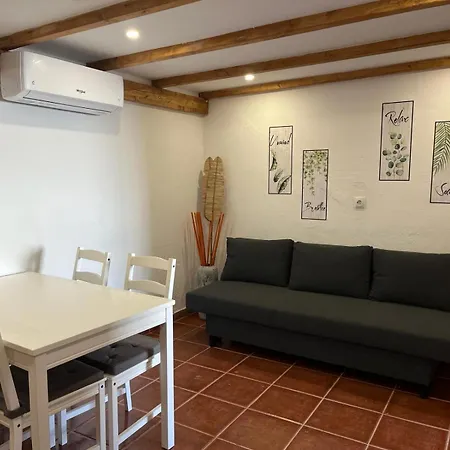 Apartment Almafuerte *