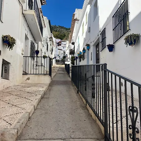 Apartment Almafuerte *