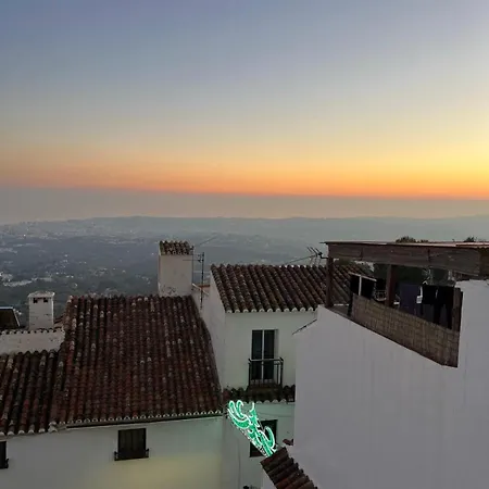 Almafuerte Apartment